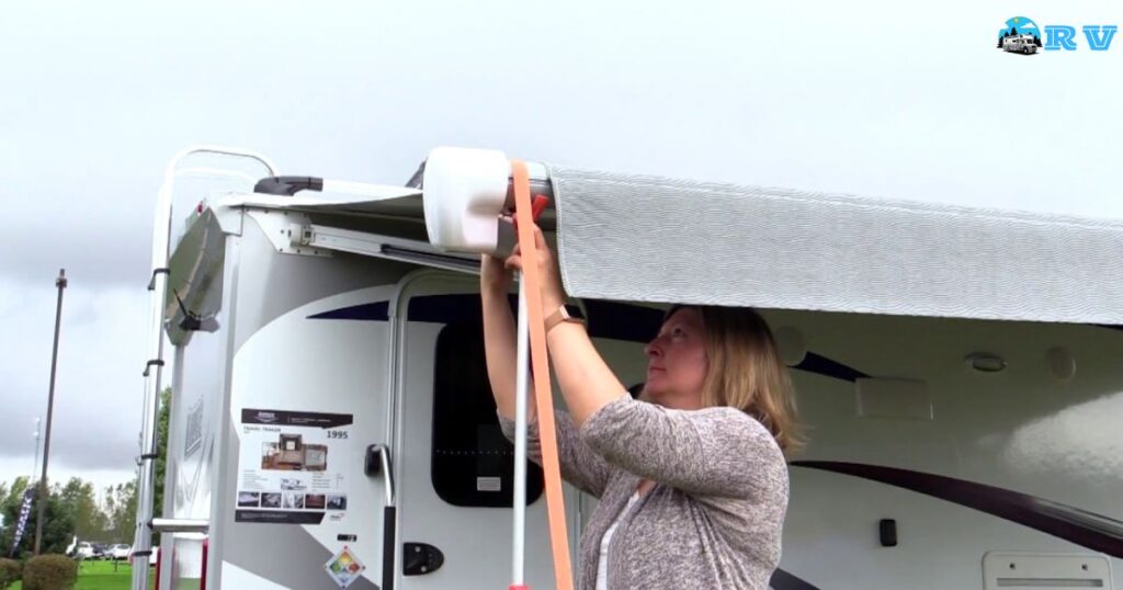 How Do You Measure A Roll-Out RV Awning?
