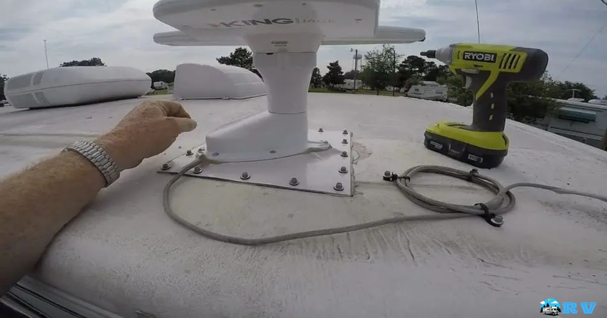 How To Hook Up Tv To RV Antenna?